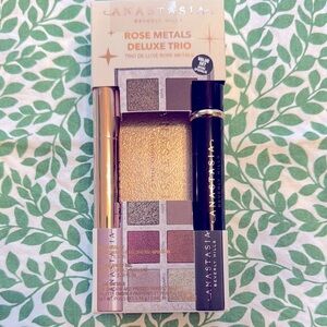 Anastasia Beverly Hills🌹Rose Metals Deluxe Trio🌹brows, lashes, eyeshadow palette